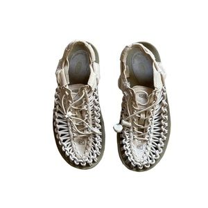 Used women’s Keen UNEEK sandals in white size 8.5